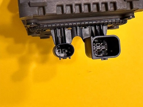 OEM BMW i5 i7 X5 G05 X6 G06 X7 G07 XM Front Radar Sensor ADC Distronic FRR-30 - Bild 8 von 8