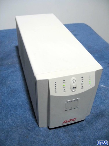 APC 700 VA Tower - new cells - 12 month RTB warranty - Picture 5 of 6
