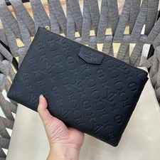 Louis Vuitton classic print men