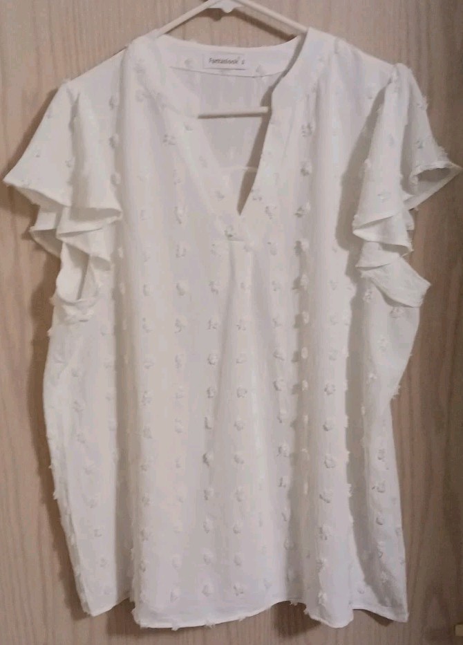 Fantaslook Women’s Blouse. Polka Dot. Short Sleeve V Neck XL