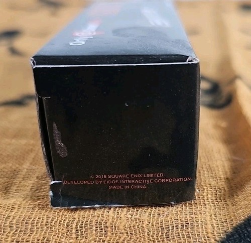 Shadow of the Tomb Raider Mini Led Flashlight: GameStop Exclusive - Picture 12 of 13