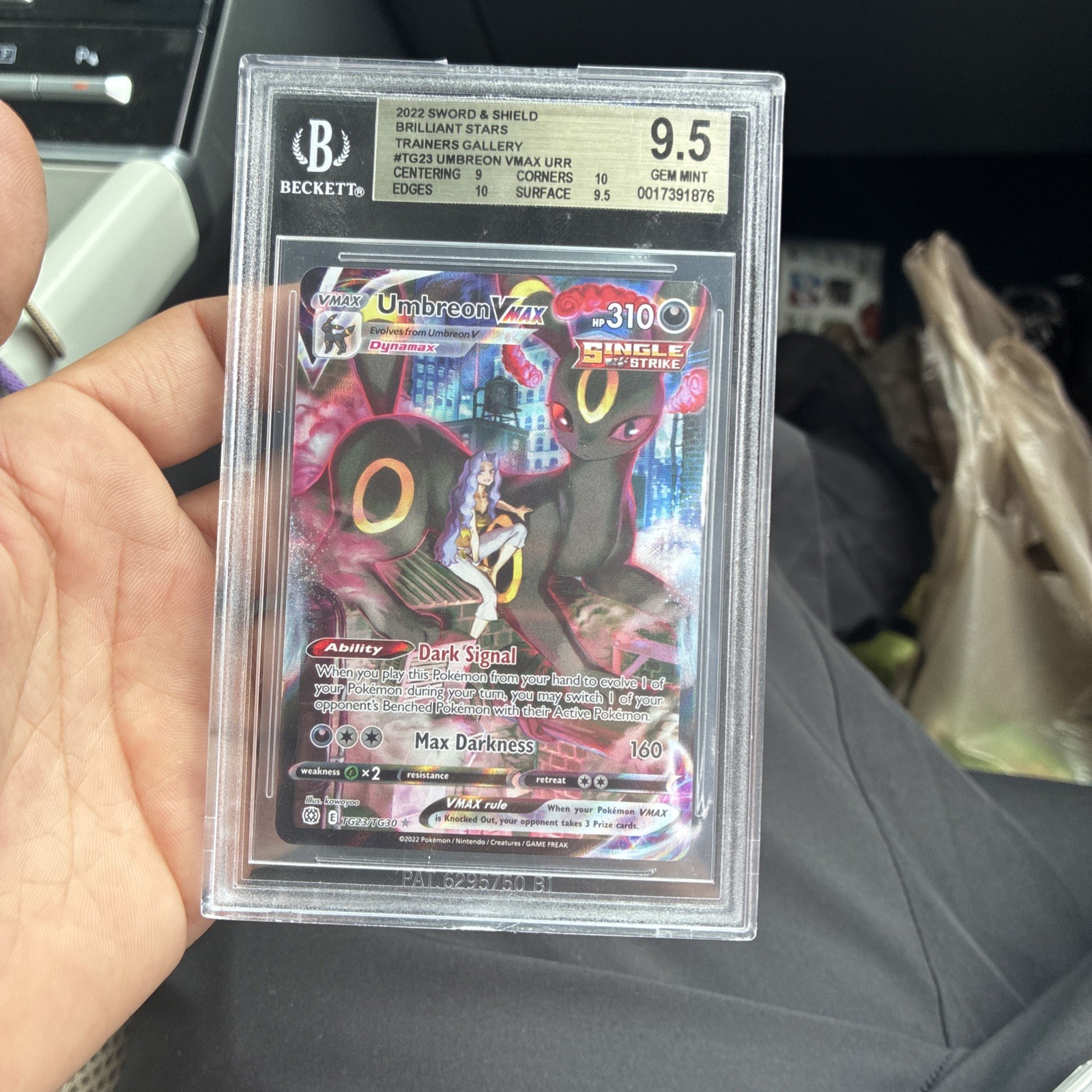 2022 Pokemon Umbreon VMAX TG23/TG30 Brilliant Stars BGS 9.5 Gem Mint