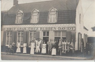 CPA BELGIQUE AU BOEUF GRAS CHEZ RUBBEN DAVIDT 1907 ANIMEES