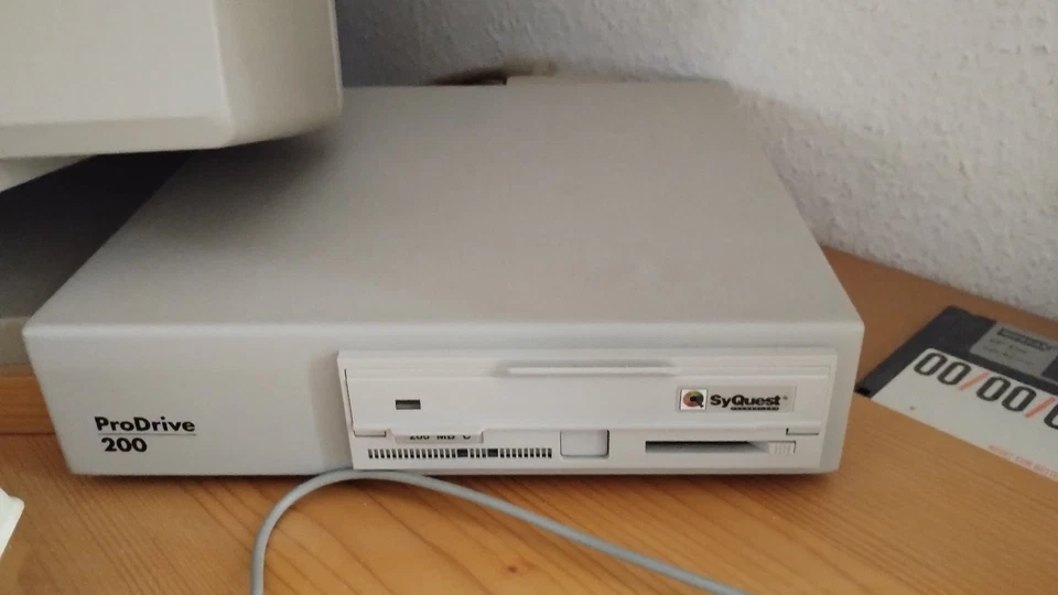 Power Macintosh 7100/80 (1994), 40 MB RAM, 8/700/CD, PPC 601/80 MHz - Bild 3 von 4