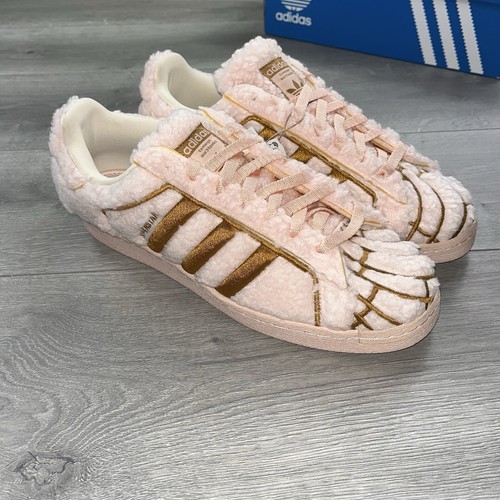 Adidas Superstar Concha Fresa / Rosa Helado / Blanco - Talla UK 9.5 / EU 44 - Imagen 9 de 9