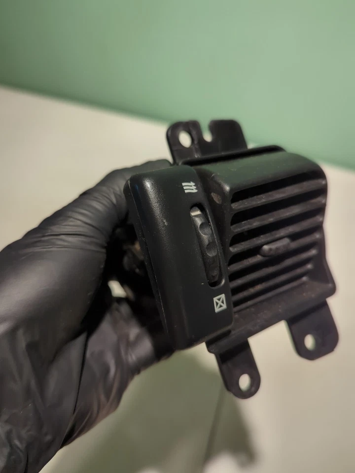 91-00 LEXUS SC300 SC400 painel ventilação esquerda fabricante de equipamento original. 55650-24040 - Imagem 4 de 4