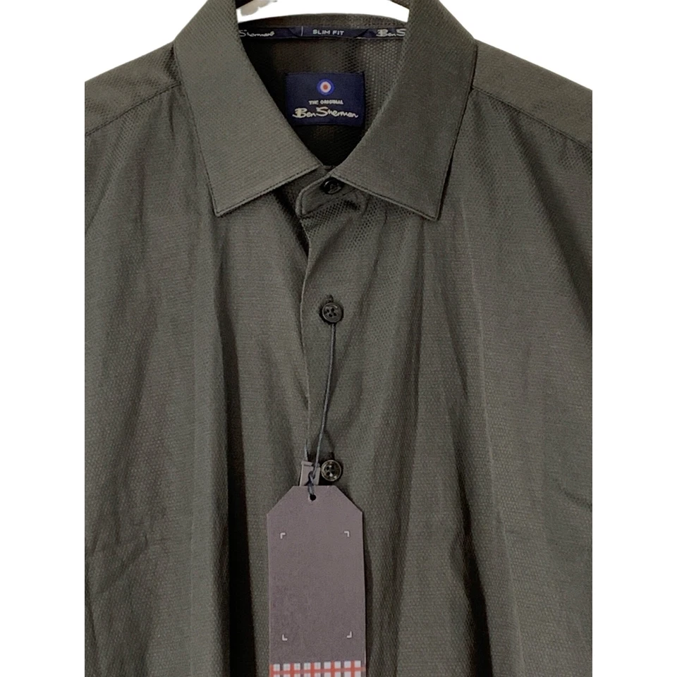 Camisa de vestir para hombre Ben Sherman negra textura diamante talla mediana calce ajustado 5355 Foto 2 de 4