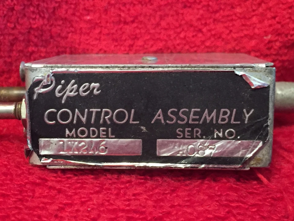 PIPER CONTROL ASSEMBLY P/N 1X246  - Image 3 of 4