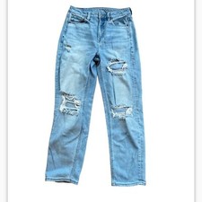 American Eagle Women s mom straight jeans size 4