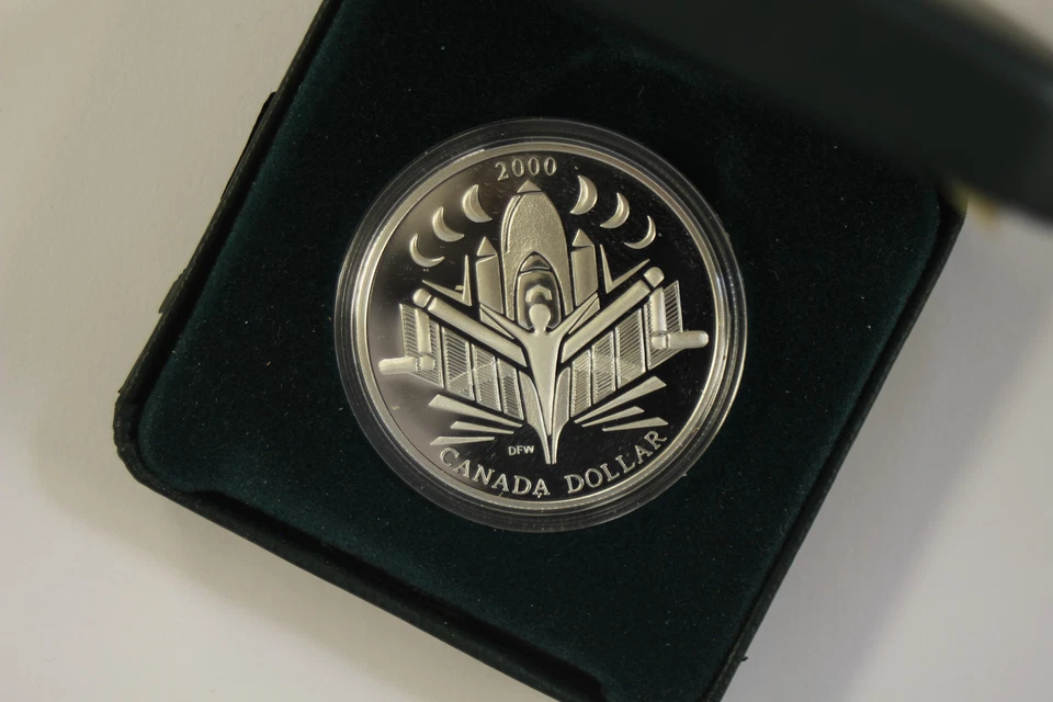 2000 Canadian Mint "Voyage of Discovery" Commemorative Silver Dollar (NUM5558) - Image 4 of 4