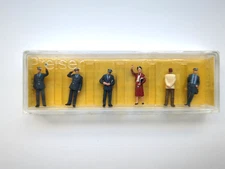HO  scale   Preiser # 0237    1989  TRAIN  PERSONNEL