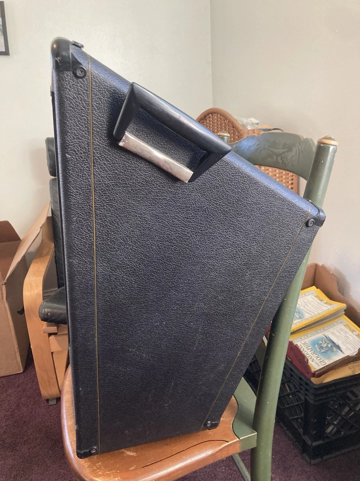 Vintage Vox Galaxie Amp With Foot Switch Etc Excellent! - Image 4 of 4