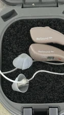 Resound Gm 4 Recharable Hearing Aids with Charger