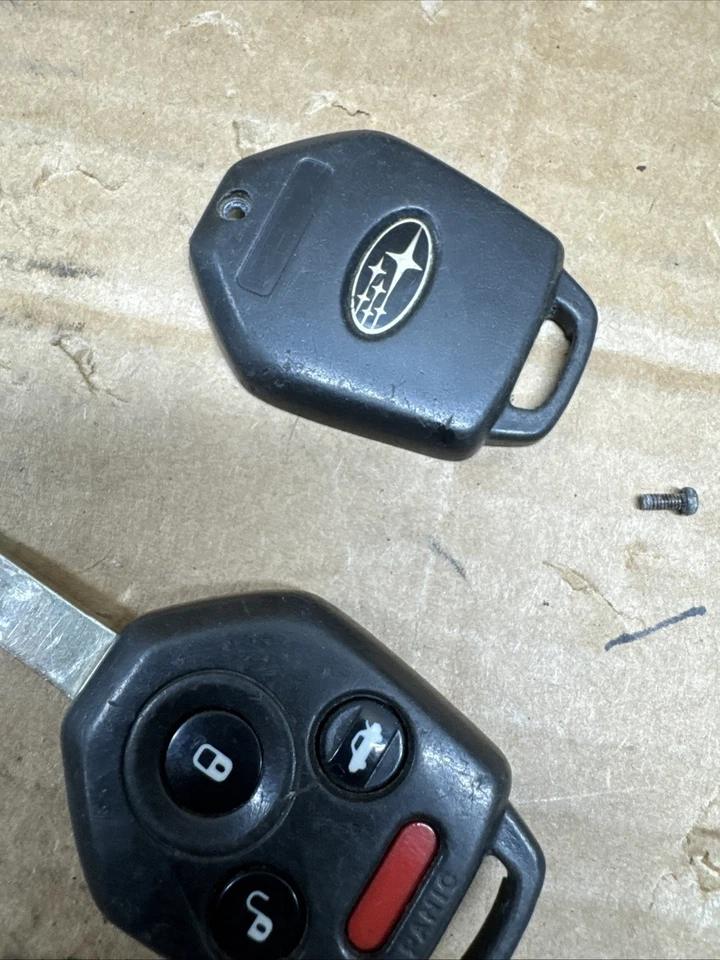 Subaru Legacy & Outback 2013 2014 entrada sin llave mando a distancia Foto 2 de 4