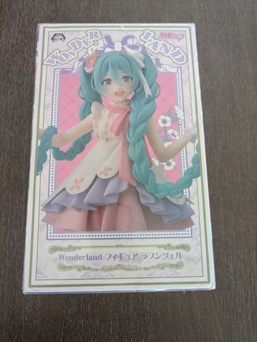 Hatsune Miku Wonderland Rapunzel Figure TAITO