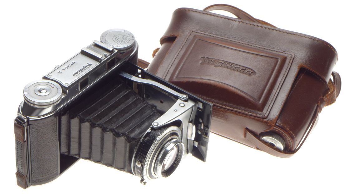 VOIGTLANDER BESSA II Camera Color-Skopar3.5/10.5cm Lens f=105mm