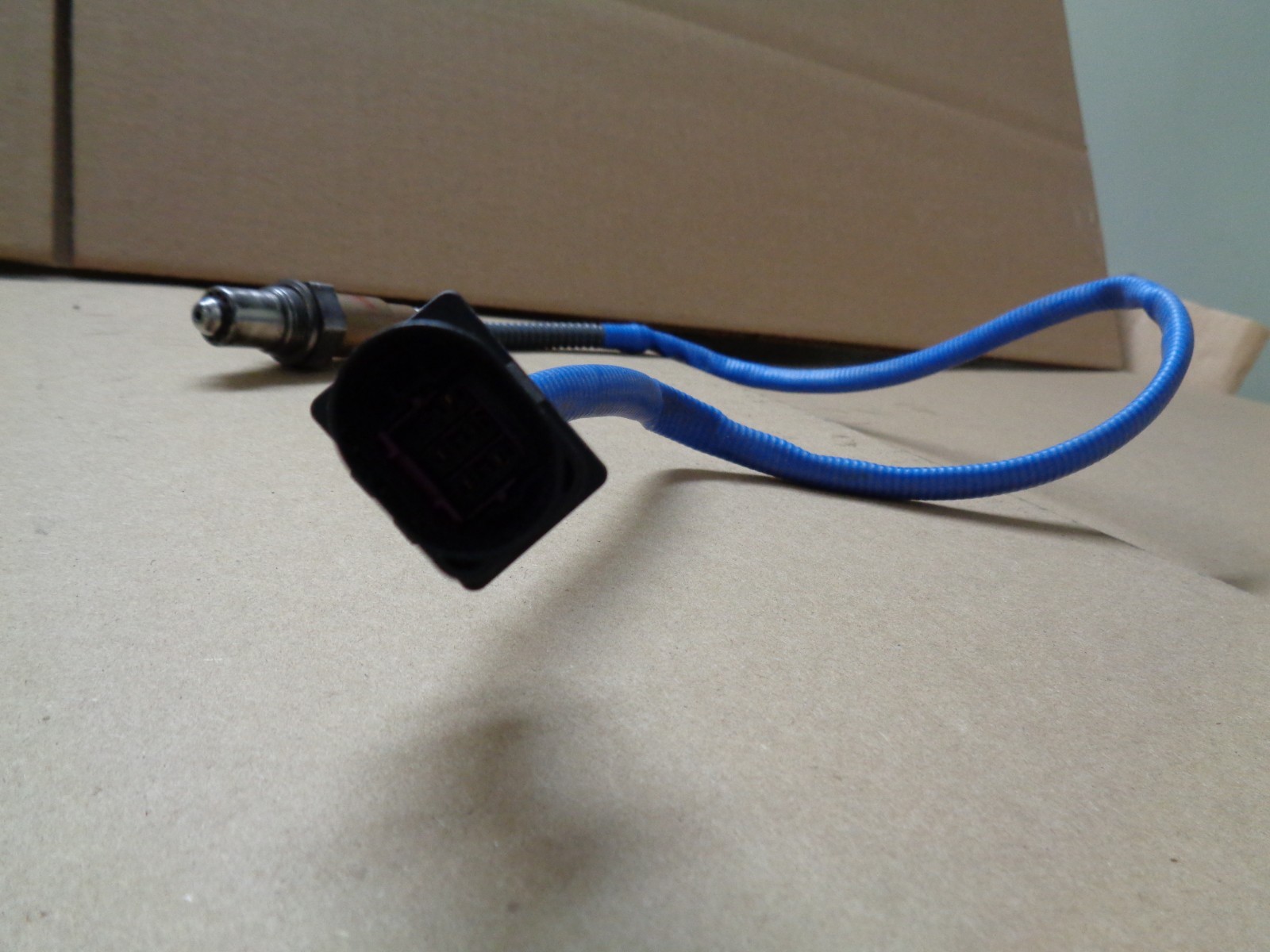 Maserati Quatrroporte Ghibli Left Front Oxygen Sensor P/N 670009076