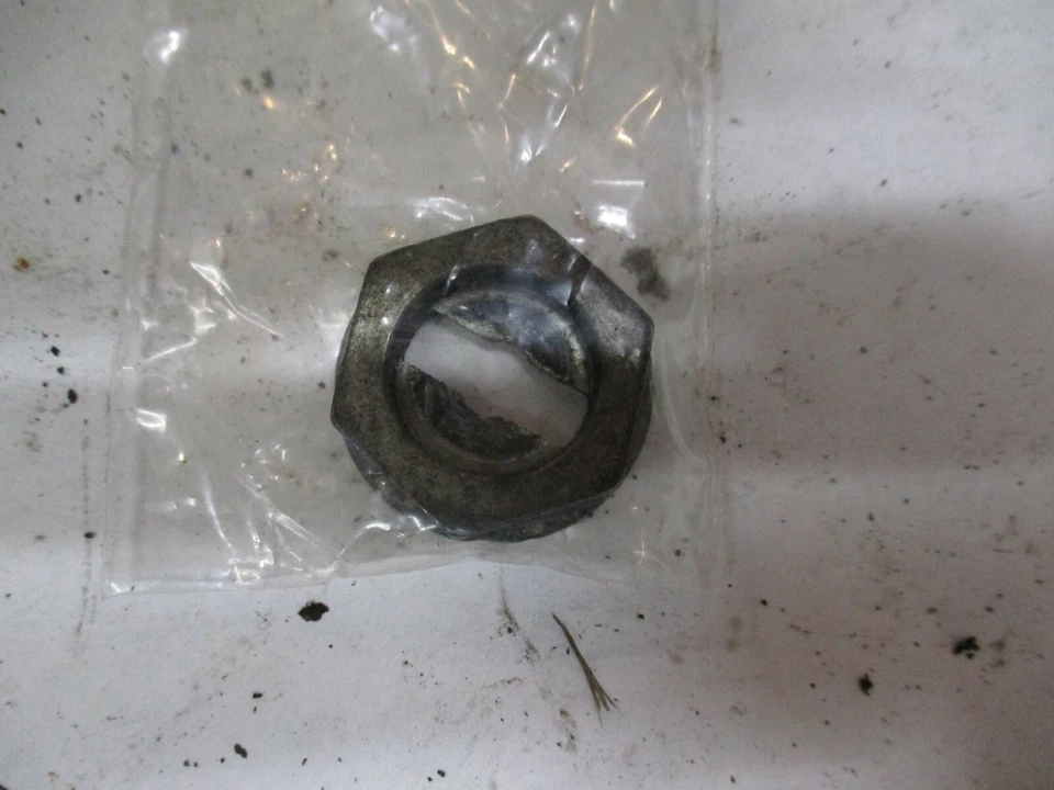 Spark advancer в сборе 1978 Honda CB 750 K - Изображение 2 из 3