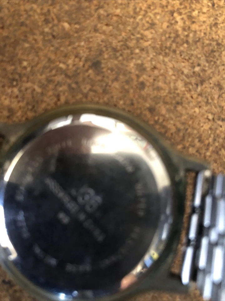 Jag 100ft Mens Quartz W/ Date Run And Keep Time Brand New Battery - image 3 of 4