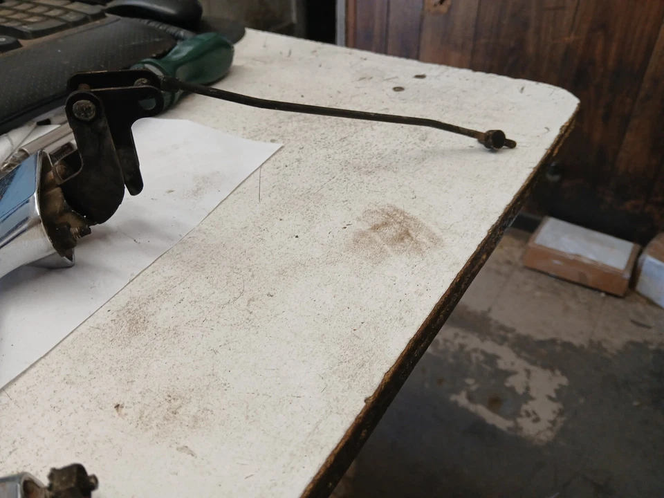 69 FORD TORINO GT CONV MANIJA DE PUERTA EXTERIOR DERECHA CROMADA OEM Foto 3 de 4