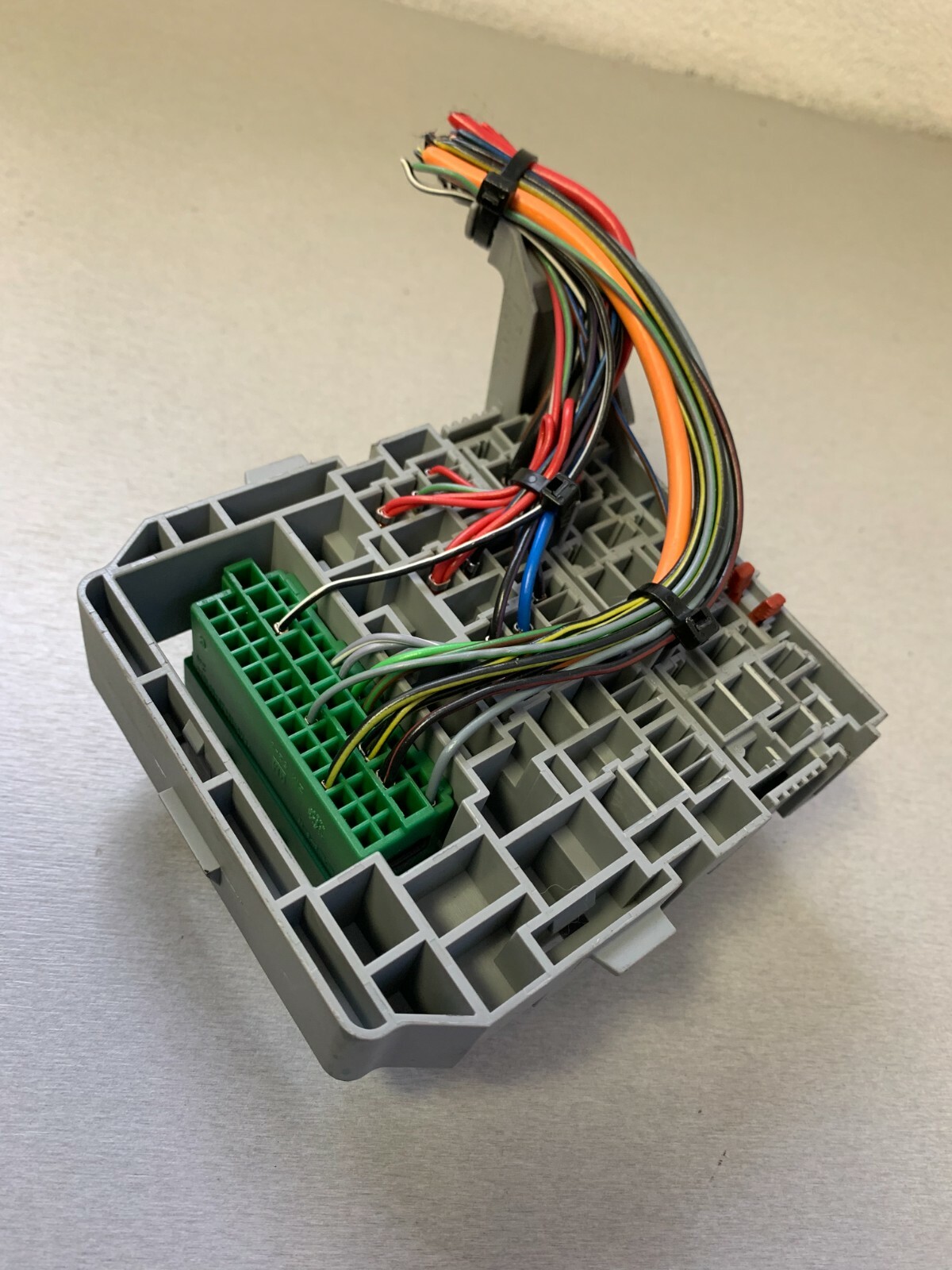 GM Opel Meriva A Fuse Box Relay Box Distributor Delphi 93363150 eBay