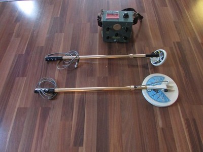 Whites Alaskan Gold Master TR DISCRIMINATOR Metal Detector Works Great !!
