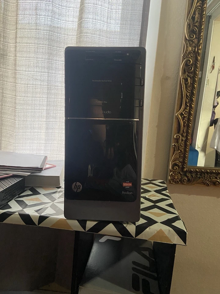 HP Pavilion Model p7-1439 Desktop *see pictures For spec details* - Image 4 of 4