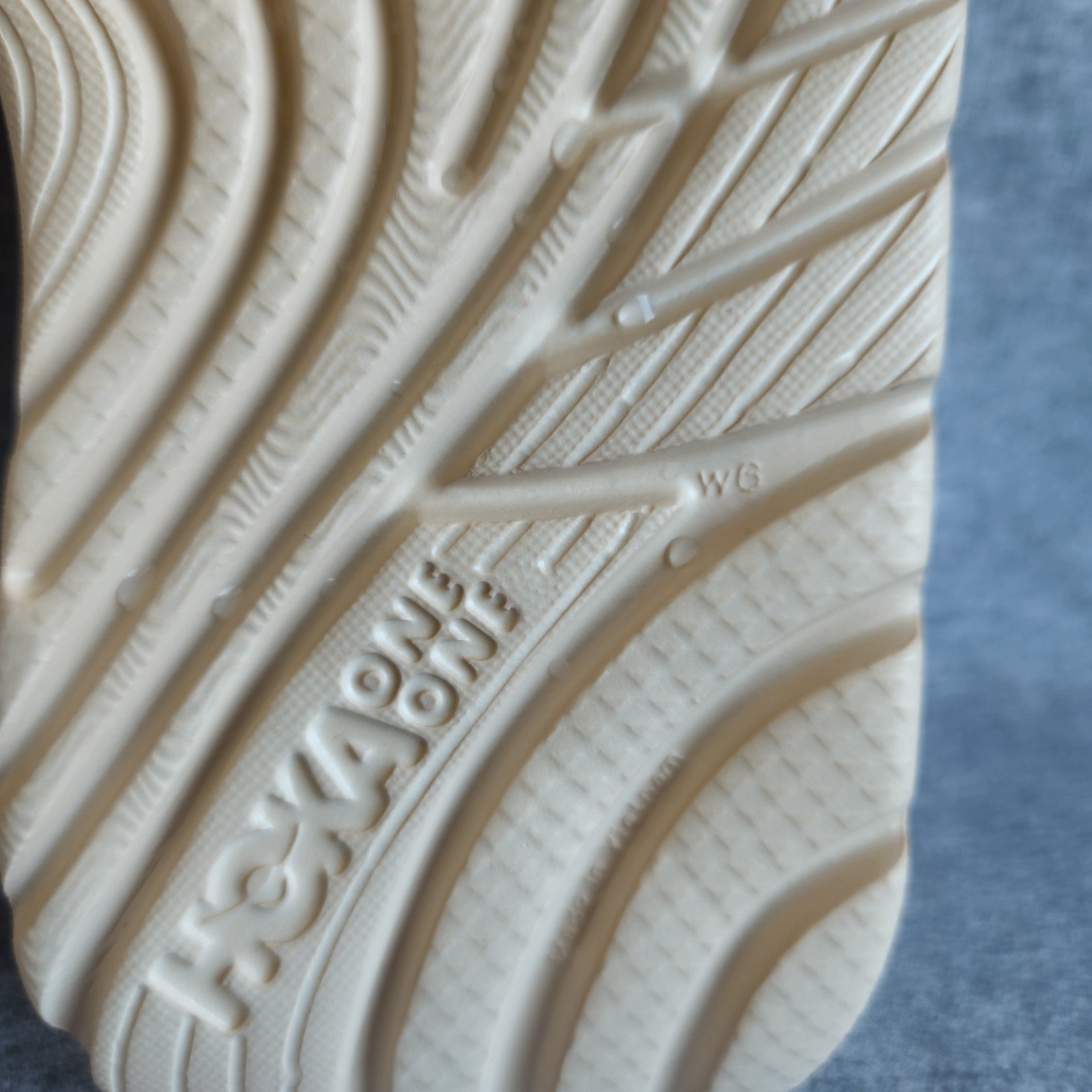 HOKA ONE ONE Women's Cream Ora Recovery Slides Size 6 Comfortable Soft Support  thumbnail 8