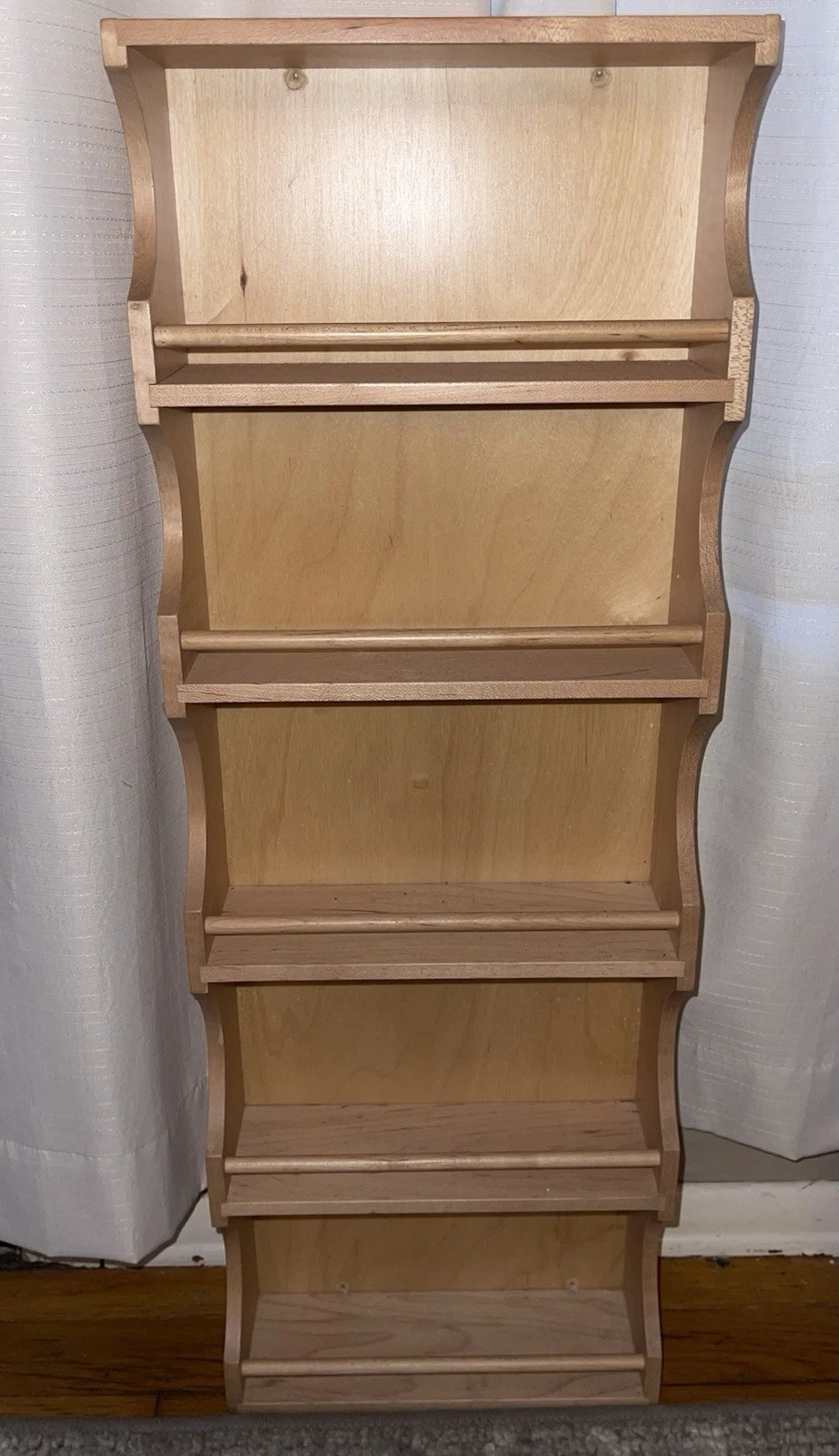 Wood Spice Rack Kitchen Door Wall Hanging Trinket Shelf 5 Shelves 10.5” X 29.5”
Opens in a new windo