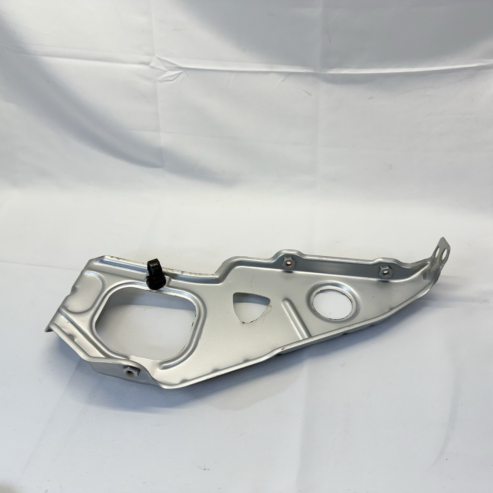 Maserati Quattroporte M139 Front Left Side Headlight Support Bracket OEM 03-08