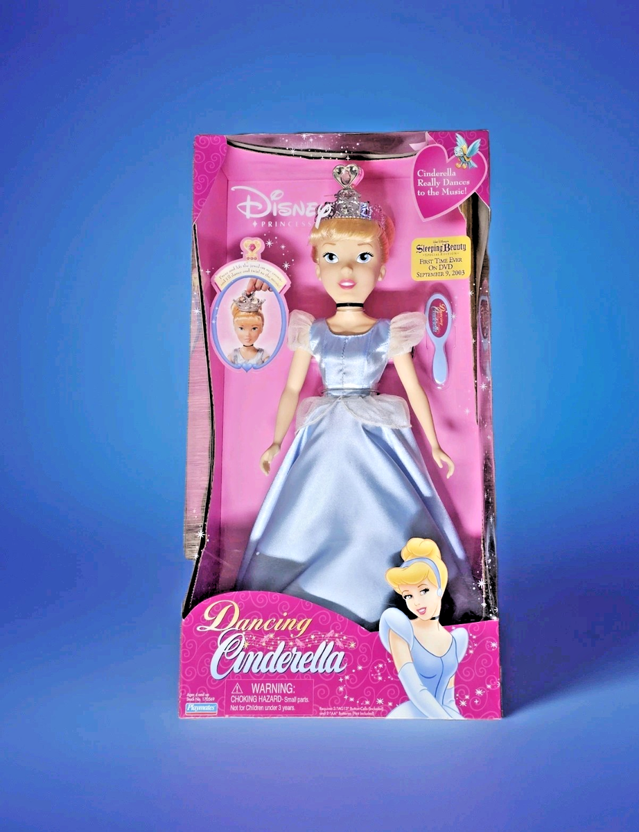Disney Princess 17” Dancing Cinderella Doll 2003 Playmates Music