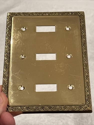 Juego de 8 cubiertas de placa de interruptor ornamentadas de latón macizo Gatco vintage; ¡buen estado! - Imagen 5 de 17