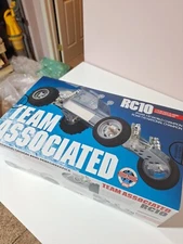 Team Associated 6004 1/10 RC10 CC Classic Clear Edition Buggy Kit
