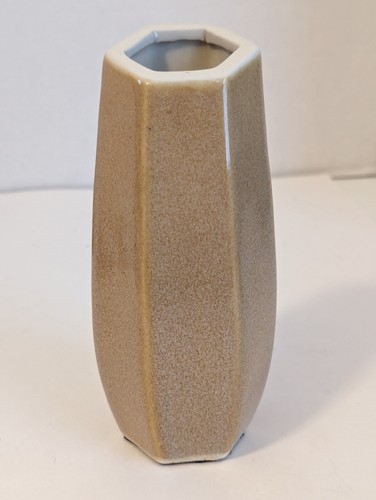 7x3,5 einzigartige beige Keramik Porzellan schwere Sechseck Knospen Vase - Bild 2 von 4