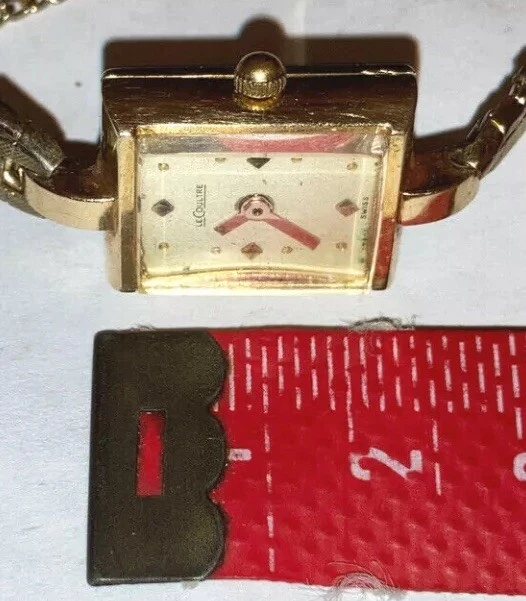 Jaeger LeCoultre — Vintage Le Coultre Solid 14k Gold ladies womens watch runs