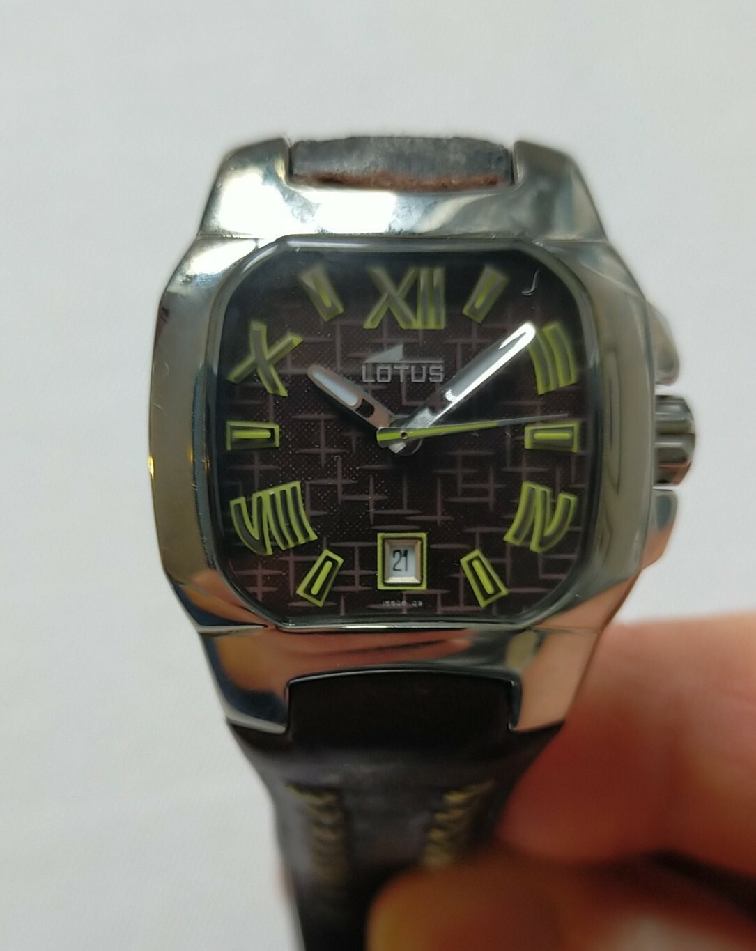 Montre femme Lotus 15510/5 en acier inoxydable cadran argenté 32mm