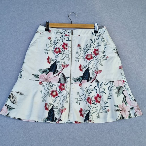 Portmans Floral Skirt Sz 10 Print Fit & Flare Zip through Front knee length