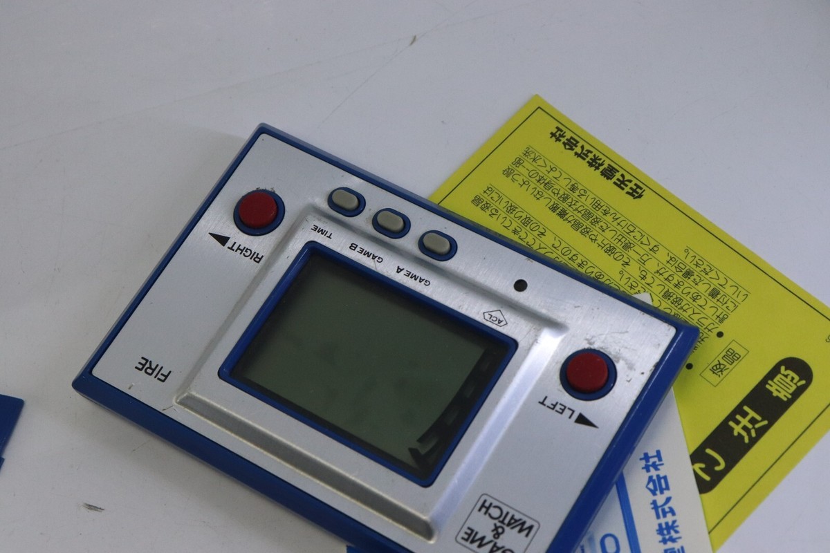 Nintendo Game & Watch Silver Fire RC-04 Made in Japan 1980