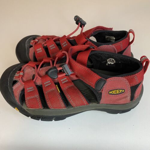 Keen Youth Newport H2 Red Grey Sport Sandals Size 3 Waterproof - Picture 1 of 9