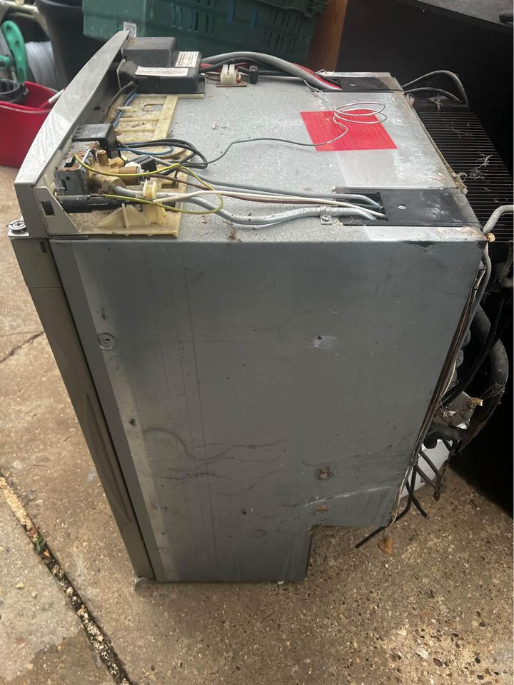 Caravan Fridge 2 way fridge eBay