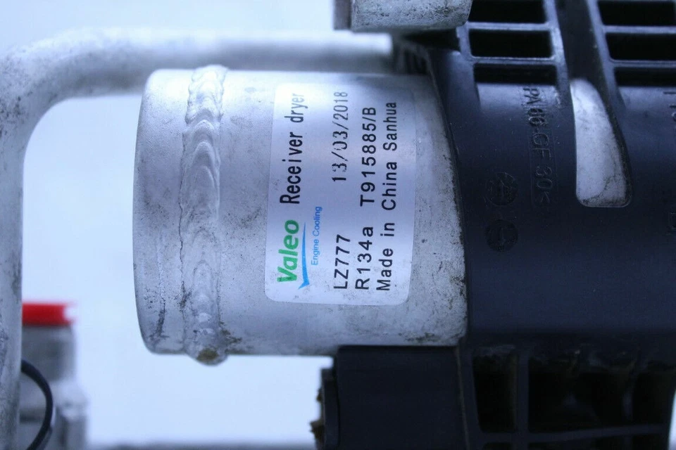 BMW 330xi 2018 aire acondicionado aire acondicionado condensador OEM usado Foto 4 de 4