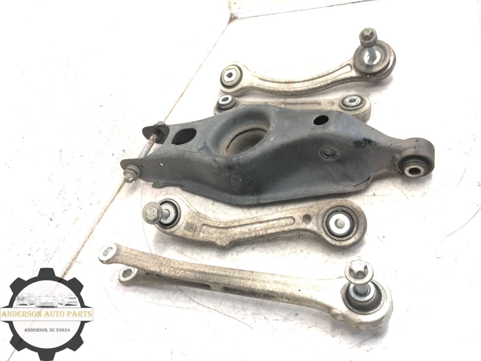 2014-2020 MASERATI QUATTROPORTE RIGHT PASSENGER REAR CONTROL ARM SET OEM