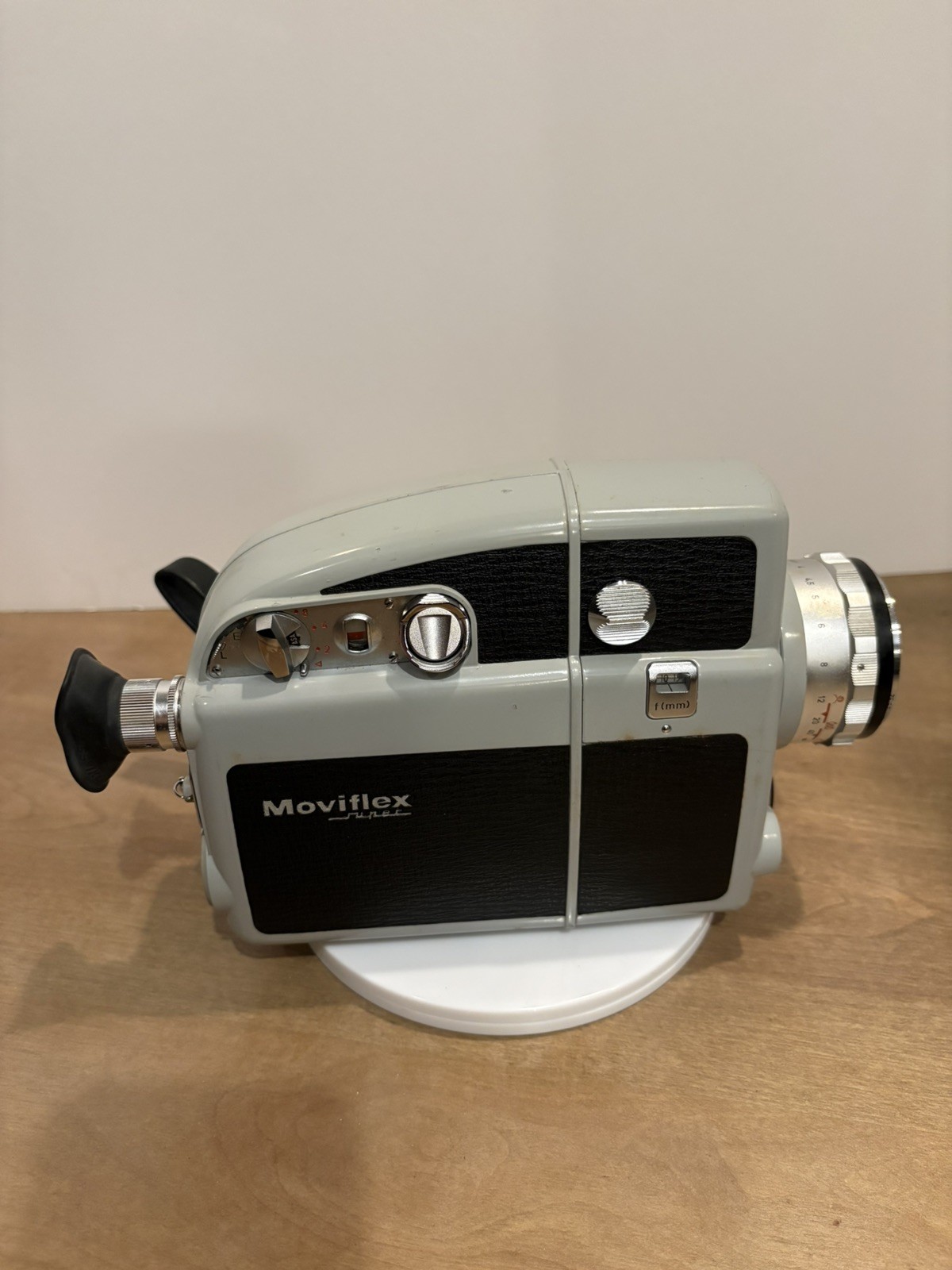 Zeiss Ikon Moviflex Super - the all-electric 8mm cine camera