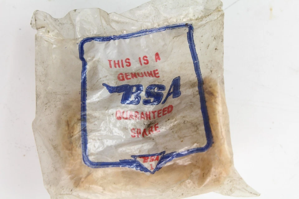 Genuino BSA A10 A7 1962 Big End Shell 67-0244 -.010 Pequeño Diario Hecho en Reino Unido Nuevo de Lote Antiguo Foto 2 de 4