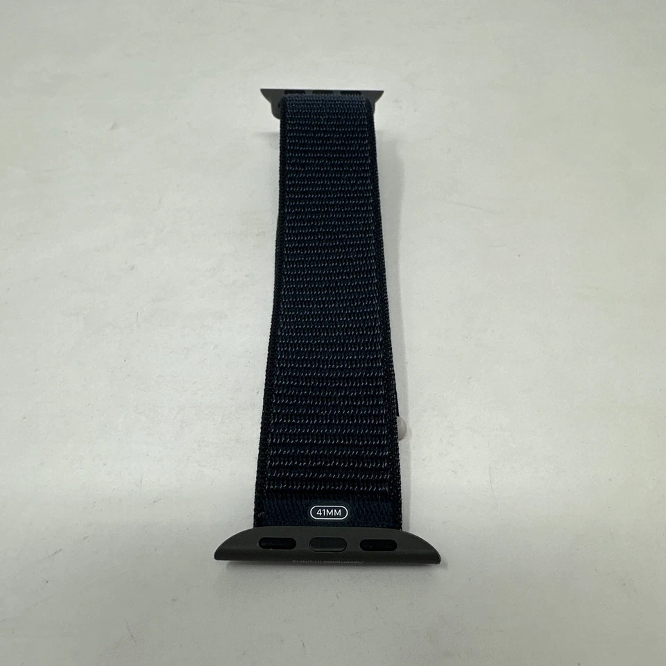 Genuine Apple Watch Sport loop (41mm)Midnight (Fits130–200mm wrists ) - Image 2 of 4