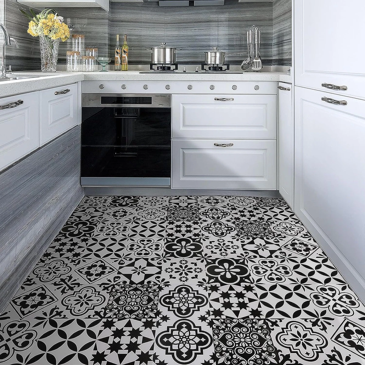 Peel and Stick Floor Tile Black and White Vinyl Flooring 7.87In X 7.87In Peel an