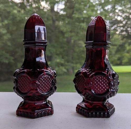 Avon Cape Code Salt & Pepper Shakers Deep Red Color 4+ Inch Height OCT21 - Picture 2 of 9