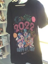 WALT DISNEY WORLD 2022 HAPPY NEW YEAR TEE SHIRT SIZE MEDIUM