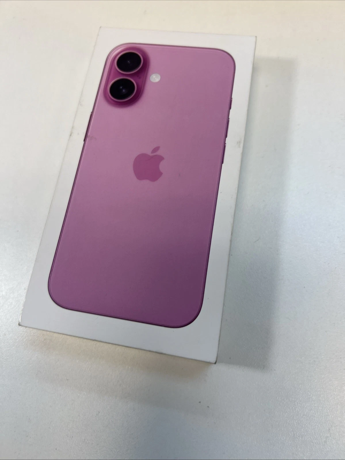 iPhone 16 128GB — Open Box, Unused (AT&T Locked) thumbnail 8