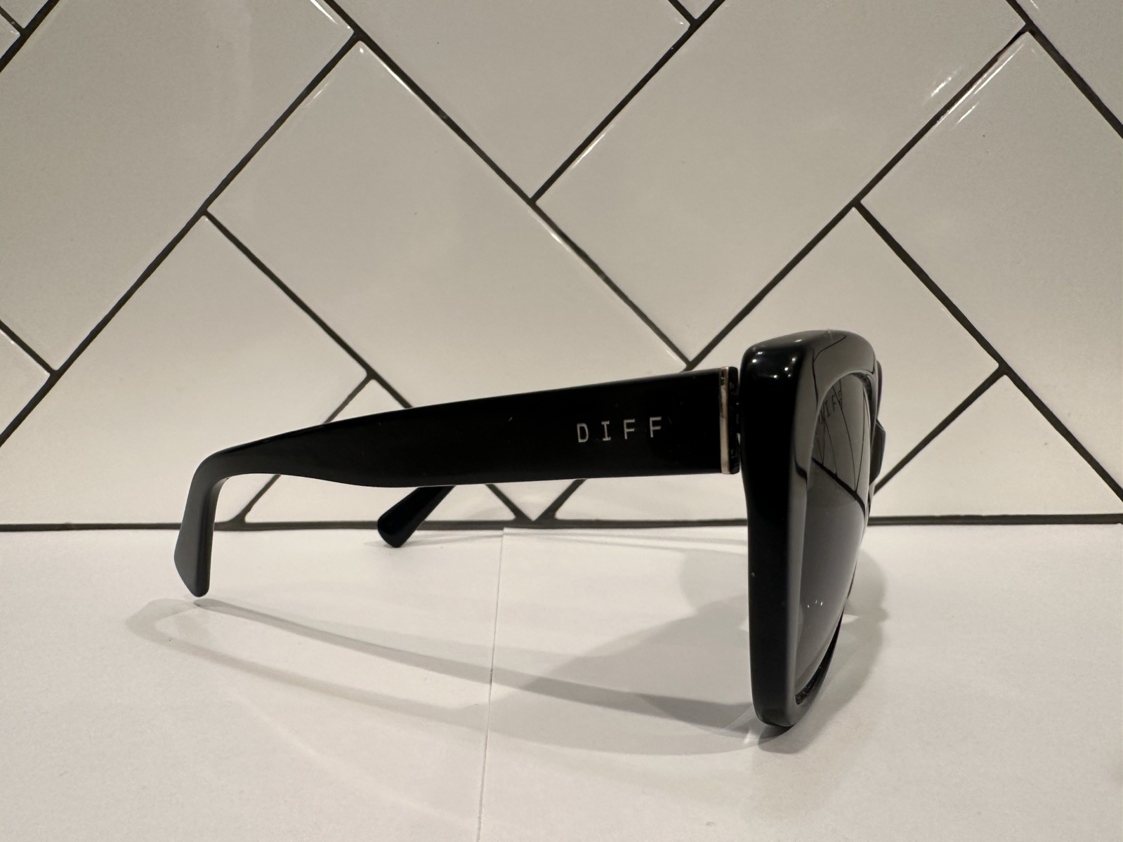 DIFF Eyewear Ruby Polarized Sunglasses Black Cat … - image 3